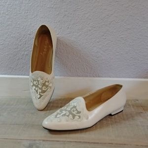 Vintage Impo Coolest Lace Trim Cream Slip on Loafers/ Flats Sz 6.5M